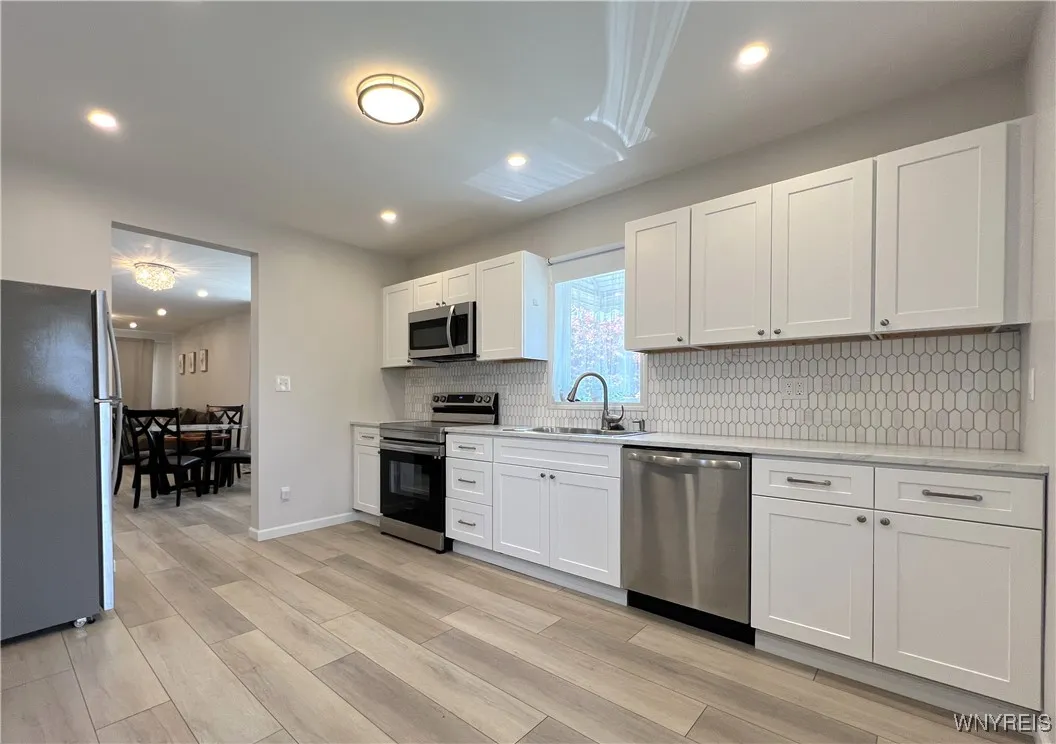 42 Argus Street, Buffalo, New York 14207, Buffalo, New York 14207, 3 Bedrooms Bedrooms, 7 Rooms Rooms,2 BathroomsBathrooms,Residential,For Sale,42 Argus Street, Buffalo, New York 14207,B1621847