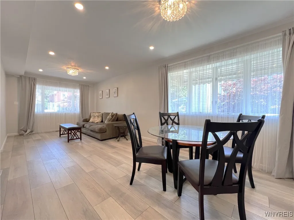 42 Argus Street, Buffalo, New York 14207, Buffalo, New York 14207, 3 Bedrooms Bedrooms, 7 Rooms Rooms,2 BathroomsBathrooms,Residential,For Sale,42 Argus Street, Buffalo, New York 14207,B1621847