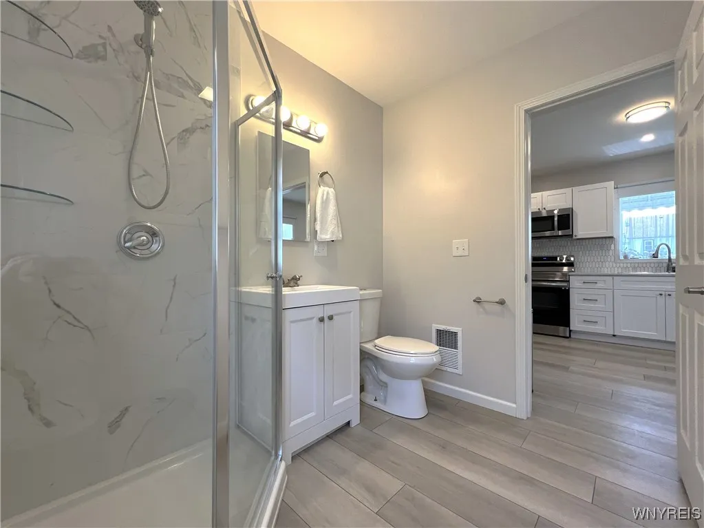 42 Argus Street, Buffalo, New York 14207, Buffalo, New York 14207, 3 Bedrooms Bedrooms, 7 Rooms Rooms,2 BathroomsBathrooms,Residential,For Sale,42 Argus Street, Buffalo, New York 14207,B1621847