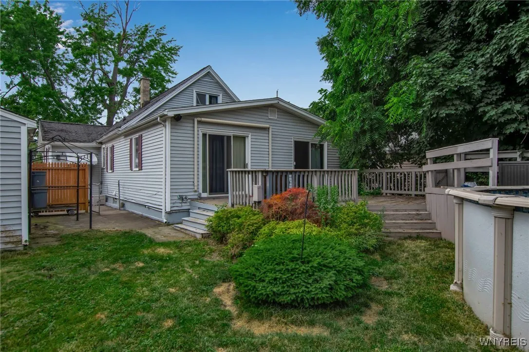 43 Boll Street, Cheektowaga, New York 14212, Cheektowaga, New York 14212, 4 Bedrooms Bedrooms, 7 Rooms Rooms,1 BathroomBathrooms,Residential,For Sale,43 Boll Street, Cheektowaga, New York 14212,B1622899