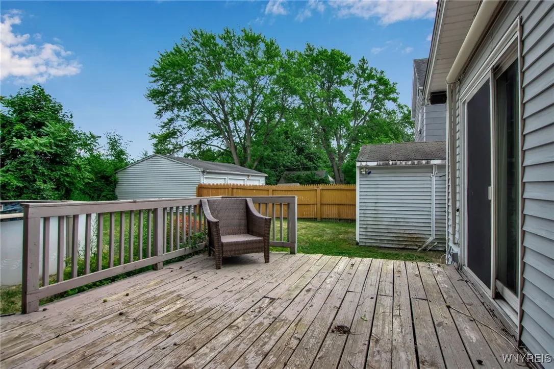 43 Boll Street, Cheektowaga, New York 14212, Cheektowaga, New York 14212, 4 Bedrooms Bedrooms, 7 Rooms Rooms,1 BathroomBathrooms,Residential,For Sale,43 Boll Street, Cheektowaga, New York 14212,B1622899