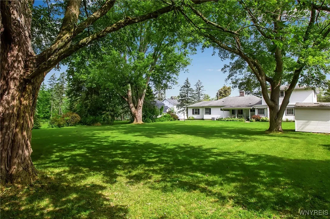 6599 Jewett Holmwood Road, Orchard Park, New York, Orchard Park, New York 14127, 4 Bedrooms Bedrooms, 9 Rooms Rooms,2 BathroomsBathrooms,Residential,For Sale,6599 Jewett Holmwood Road, Orchard Park, New York ,B1622395