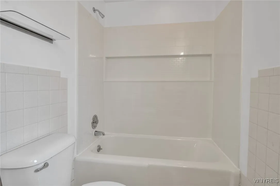 6599 Jewett Holmwood Road, Orchard Park, New York, Orchard Park, New York 14127, 4 Bedrooms Bedrooms, 9 Rooms Rooms,2 BathroomsBathrooms,Residential,For Sale,6599 Jewett Holmwood Road, Orchard Park, New York ,B1622395