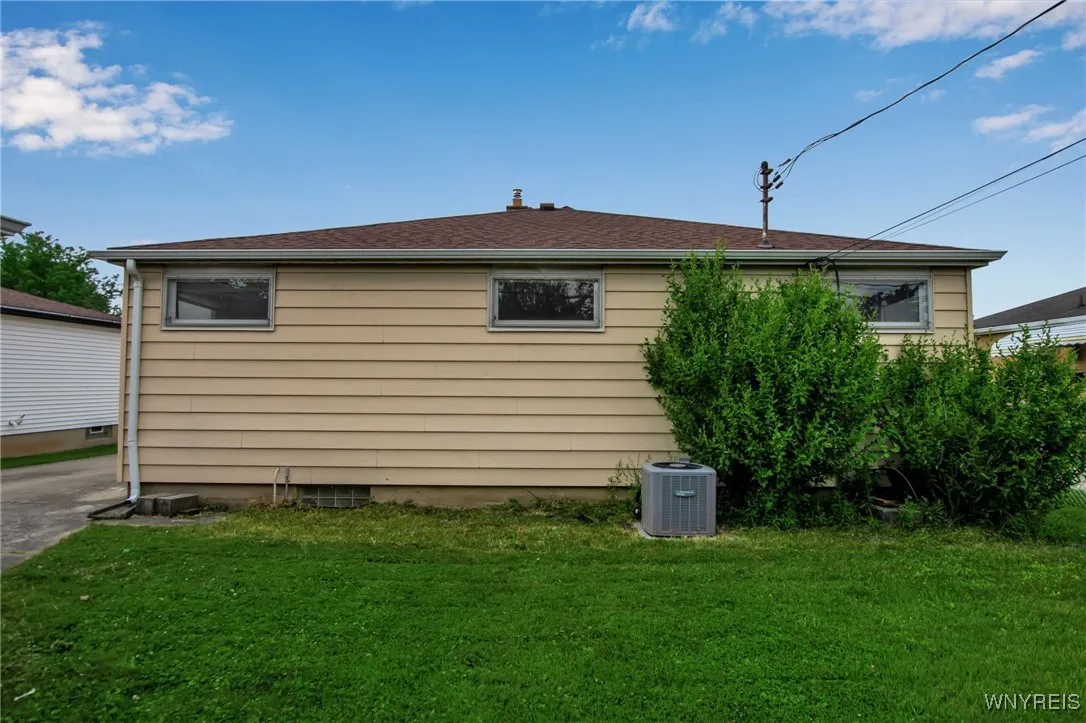 169 Nadine Drive, Cheektowaga, New York 14225, Cheektowaga, New York 14225, 3 Bedrooms Bedrooms, 6 Rooms Rooms,1 BathroomBathrooms,Residential,Closed,169 Nadine Drive, Cheektowaga, New York 14225,0,B1622924