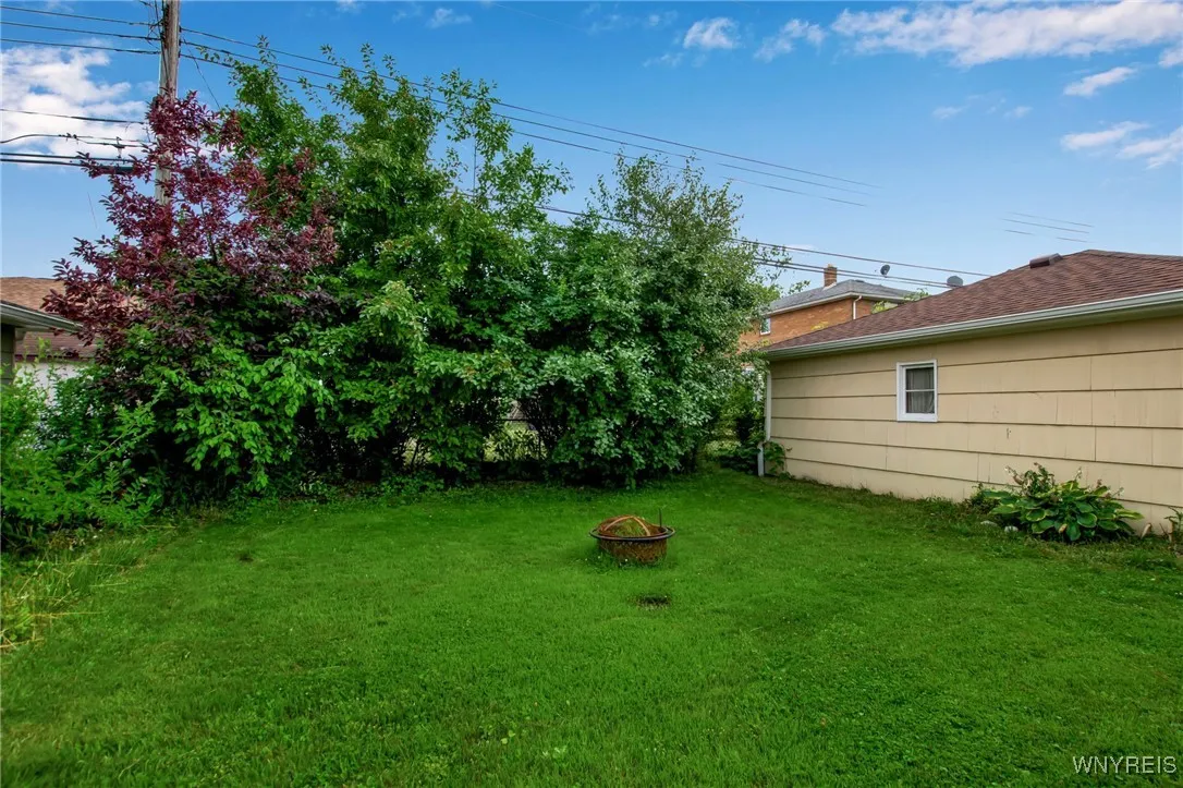 169 Nadine Drive, Cheektowaga, New York 14225, Cheektowaga, New York 14225, 3 Bedrooms Bedrooms, 6 Rooms Rooms,1 BathroomBathrooms,Residential,Closed,169 Nadine Drive, Cheektowaga, New York 14225,0,B1622924