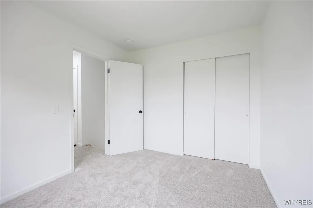 76 Alverstone Way, Henrietta, New York 14586, Henrietta, New York 14586, 3 Bedrooms Bedrooms, 8 Rooms Rooms,1 BathroomBathrooms,Residential,For Sale,76 Alverstone Way, Henrietta, New York 14586,B1622919