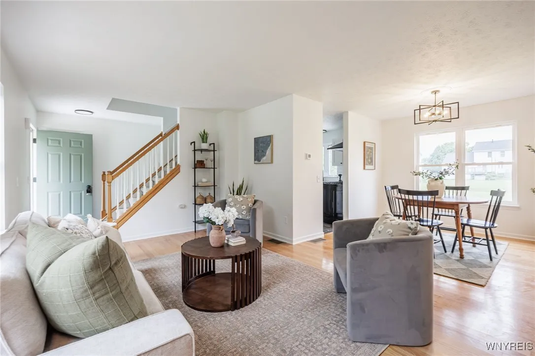 76 Alverstone Way, Henrietta, New York 14586, Henrietta, New York 14586, 3 Bedrooms Bedrooms, 8 Rooms Rooms,1 BathroomBathrooms,Residential,For Sale,76 Alverstone Way, Henrietta, New York 14586,B1622919