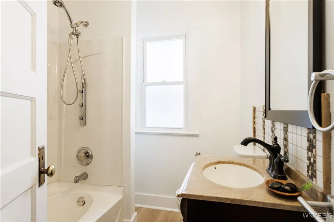 377 Electric Avenue, Rochester, New York 14613, Rochester, New York 14613, 4 Bedrooms Bedrooms, 9 Rooms Rooms,1 BathroomBathrooms,Residential,For Sale,377 Electric Avenue, Rochester, New York 14613,B1622399