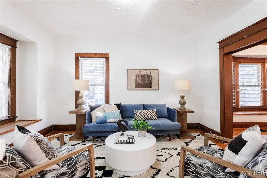 377 Electric Avenue, Rochester, New York 14613, Rochester, New York 14613, 4 Bedrooms Bedrooms, 9 Rooms Rooms,1 BathroomBathrooms,Residential,For Sale,377 Electric Avenue, Rochester, New York 14613,B1622399