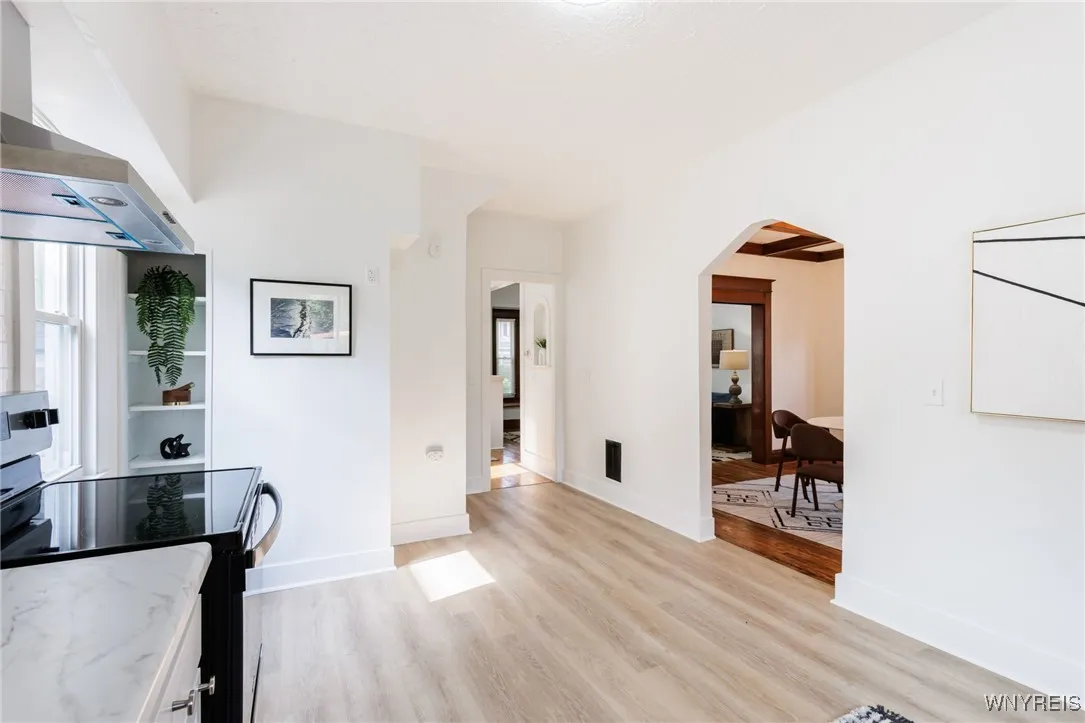 377 Electric Avenue, Rochester, New York 14613, Rochester, New York 14613, 4 Bedrooms Bedrooms, 9 Rooms Rooms,1 BathroomBathrooms,Residential,For Sale,377 Electric Avenue, Rochester, New York 14613,B1622399