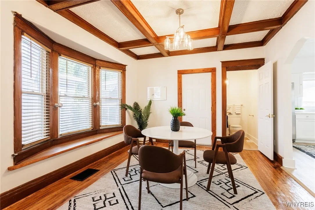 377 Electric Avenue, Rochester, New York 14613, Rochester, New York 14613, 4 Bedrooms Bedrooms, 9 Rooms Rooms,1 BathroomBathrooms,Residential,For Sale,377 Electric Avenue, Rochester, New York 14613,B1622399