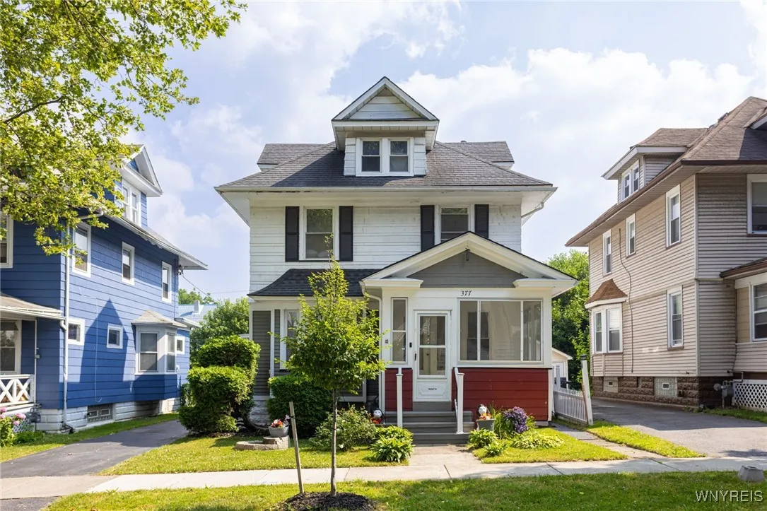 377 Electric Avenue, Rochester, New York 14613, Rochester, New York 14613, 4 Bedrooms Bedrooms, 9 Rooms Rooms,1 BathroomBathrooms,Residential,For Sale,377 Electric Avenue, Rochester, New York 14613,B1622399