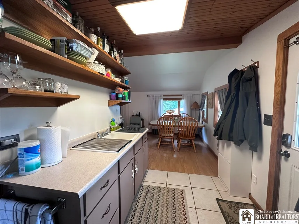 15 Gifford Avenue, Busti, New York 14750, Busti, New York 14750, 1 Bedroom Bedrooms, 3 Rooms Rooms,1 BathroomBathrooms,Residential,For Sale,15 Gifford Avenue, Busti, New York 14750,0,R1619149