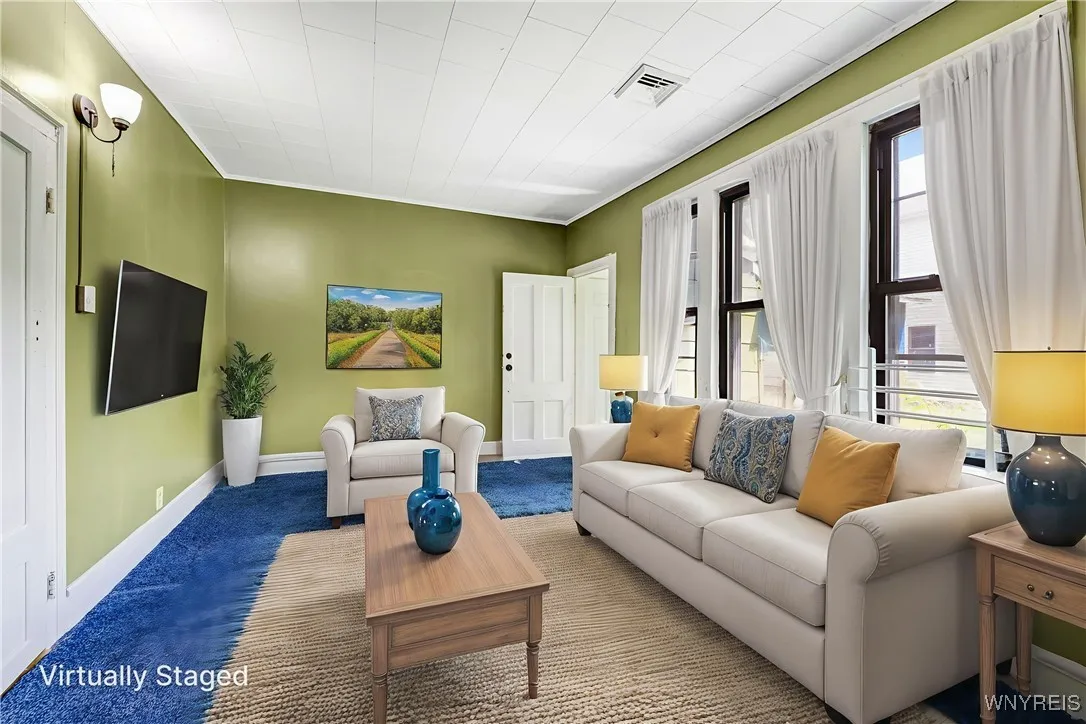 38 Sobieski Street, Buffalo, New York 14212, Buffalo, New York 14212, 5 Bedrooms Bedrooms, ,3 BathroomsBathrooms,Residential,For Sale,38 Sobieski Street, Buffalo, New York 14212,B1622920