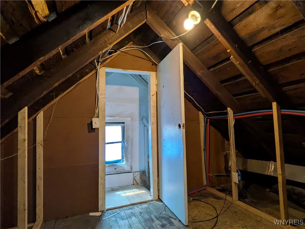 38 Sobieski Street, Buffalo, New York 14212, Buffalo, New York 14212, 5 Bedrooms Bedrooms, ,3 BathroomsBathrooms,Residential,For Sale,38 Sobieski Street, Buffalo, New York 14212,B1622920