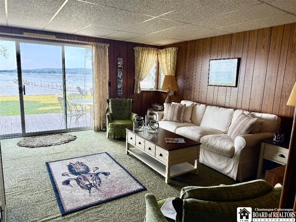 141 Longview Avenue, Ellicott, New York 14701, Ellicott, New York 14701, 1 Bedroom Bedrooms, 4 Rooms Rooms,1 BathroomBathrooms,Residential,For Sale,141 Longview Avenue, Ellicott, New York 14701,R1622194
