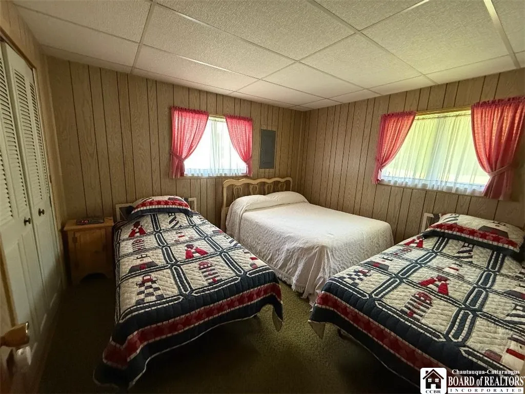 141 Longview Avenue, Ellicott, New York 14701, Ellicott, New York 14701, 1 Bedroom Bedrooms, 4 Rooms Rooms,1 BathroomBathrooms,Residential,For Sale,141 Longview Avenue, Ellicott, New York 14701,R1622194