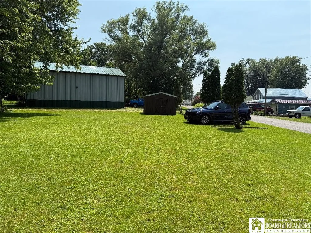 141 Longview Avenue, Ellicott, New York 14701, Ellicott, New York 14701, 1 Bedroom Bedrooms, 4 Rooms Rooms,1 BathroomBathrooms,Residential,For Sale,141 Longview Avenue, Ellicott, New York 14701,R1622194