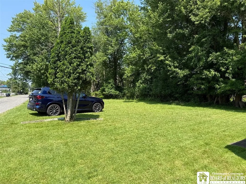 141 Longview Avenue, Ellicott, New York 14701, Ellicott, New York 14701, 1 Bedroom Bedrooms, 4 Rooms Rooms,1 BathroomBathrooms,Residential,For Sale,141 Longview Avenue, Ellicott, New York 14701,R1622194