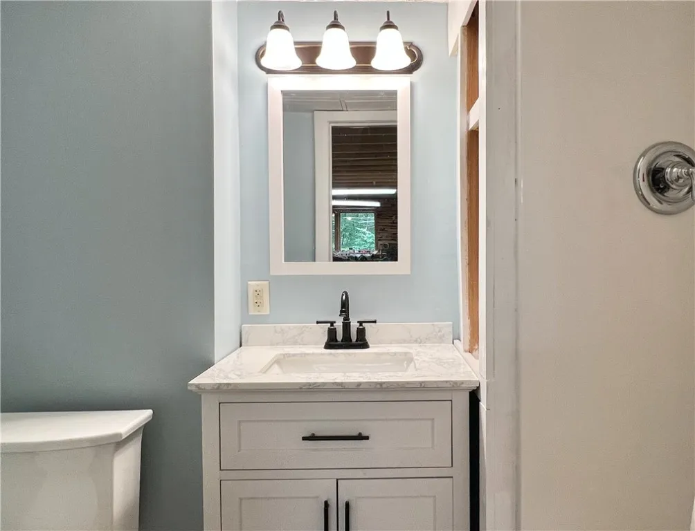 125 Airport Road, Laurens, New York 13820, Laurens, New York 13820, 3 Bedrooms Bedrooms, 9 Rooms Rooms,3 BathroomsBathrooms,Residential,For Sale,125 Airport Road, Laurens, New York 13820,R1622403