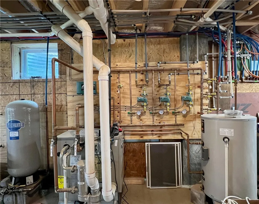 125 Airport Road, Laurens, New York 13820, Laurens, New York 13796, 3 Bedroom Bedrooms, 9 Room Rooms,3 BathroomBathrooms,Residential,For Sale,125 Airport Road, Laurens, New York 13820,0,R1622403