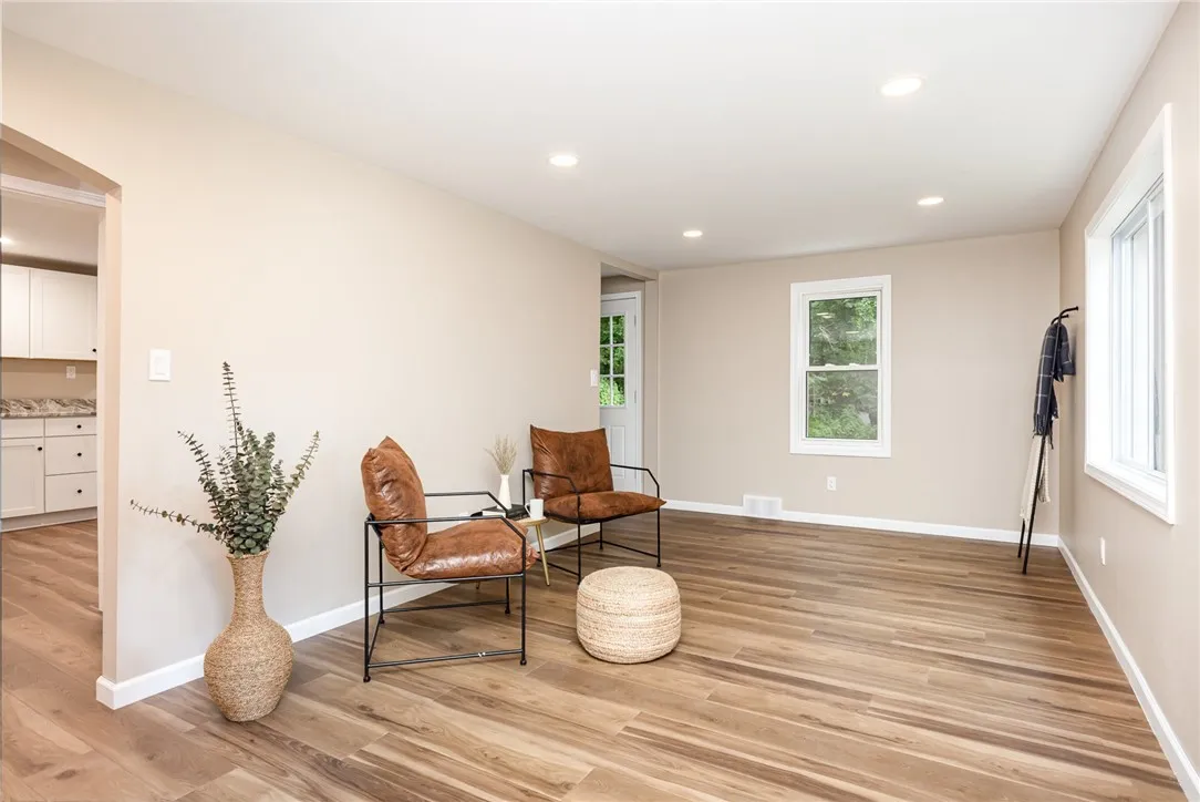 NEW - DRYWALL,  WOODWORK & DECORATING
