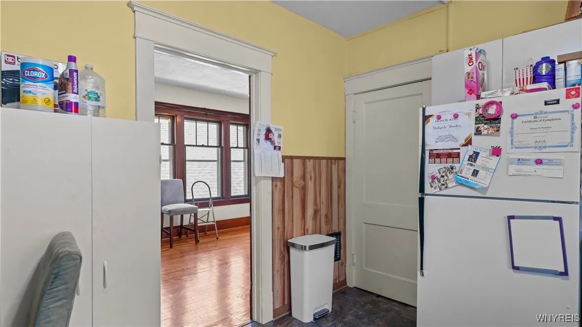 46 Alexander Avenue, Cheektowaga, New York 14211, Cheektowaga, New York 14211, 4 Bedrooms Bedrooms, ,2 BathroomsBathrooms,Residential,For Sale,46 Alexander Avenue, Cheektowaga, New York 14211,B1622961