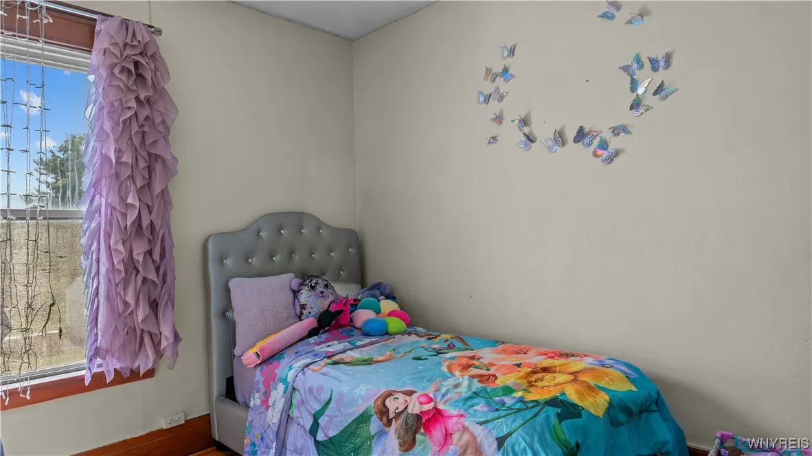 46 Alexander Avenue, Cheektowaga, New York 14211, Cheektowaga, New York 14211, 4 Bedrooms Bedrooms, ,2 BathroomsBathrooms,Residential,For Sale,46 Alexander Avenue, Cheektowaga, New York 14211,B1622961