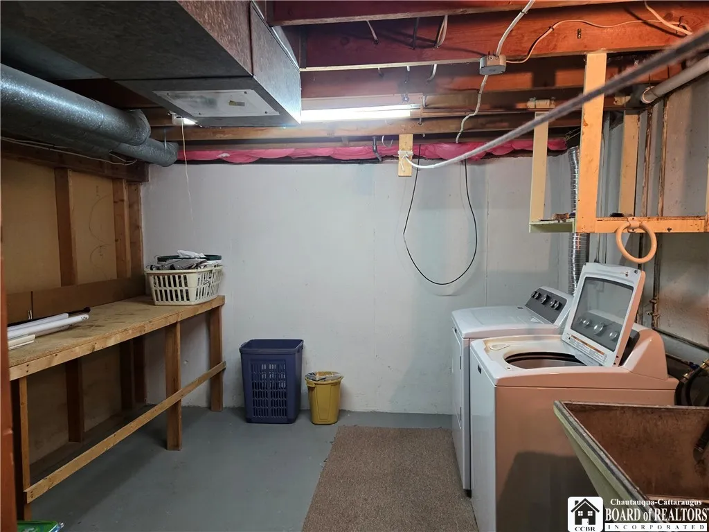 Washer/Dryer room in basement