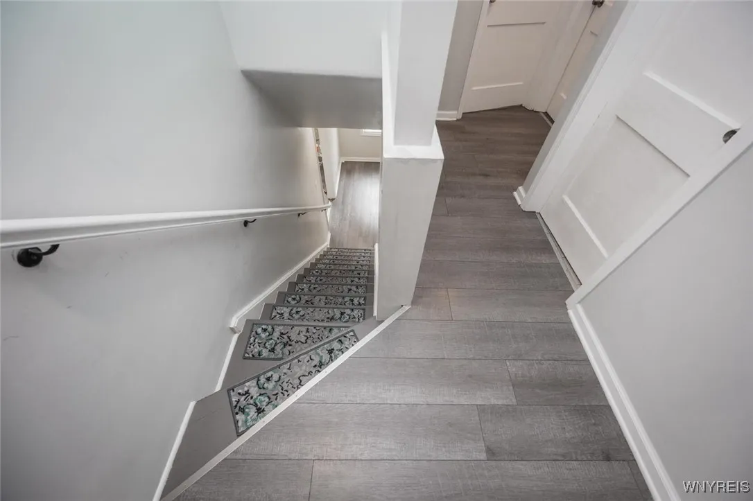 523 76th Street, Niagara Falls, New York 14304, Niagara Falls, New York 14304, 3 Bedrooms Bedrooms, 9 Rooms Rooms,1 BathroomBathrooms,Residential,For Sale,523 76th Street, Niagara Falls, New York 14304,B1622871