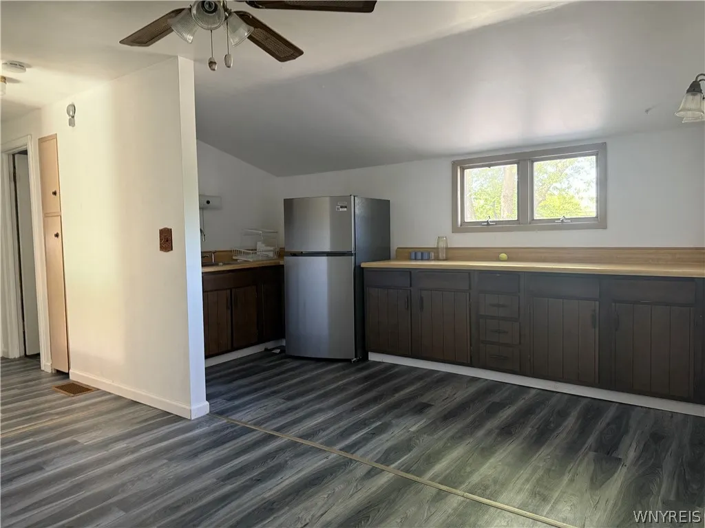 14 Dolphann Drive, Tonawanda, New York 14150, Tonawanda, New York 14150, 4 Bedrooms Bedrooms, 8 Rooms Rooms,4 BathroomsBathrooms,Residential,For Sale,14 Dolphann Drive, Tonawanda, New York 14150,0,B1621486