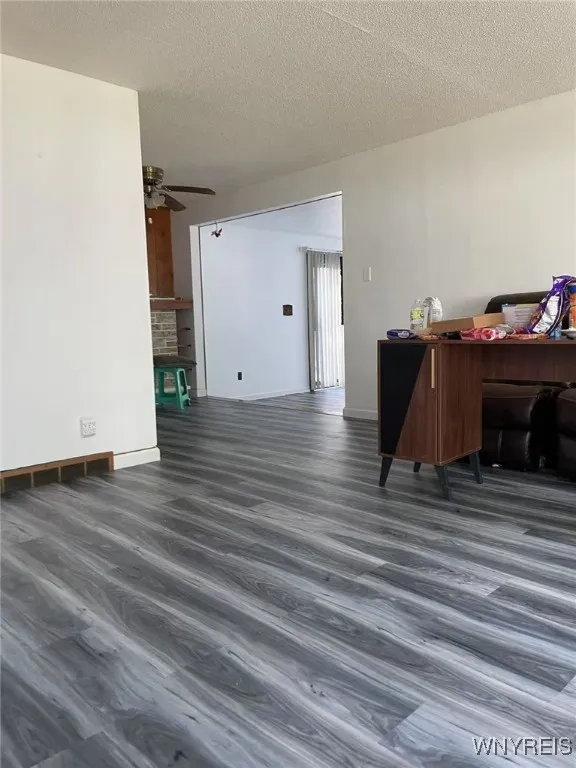 14 Dolphann Drive, Tonawanda, New York 14150, Tonawanda, New York 14150, 4 Bedrooms Bedrooms, 8 Rooms Rooms,4 BathroomsBathrooms,Residential,For Sale,14 Dolphann Drive, Tonawanda, New York 14150,B1621486