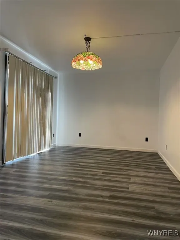 14 Dolphann Drive, Tonawanda, New York 14150, Tonawanda, New York 14150, 4 Bedrooms Bedrooms, 8 Rooms Rooms,4 BathroomsBathrooms,Residential,For Sale,14 Dolphann Drive, Tonawanda, New York 14150,B1621486