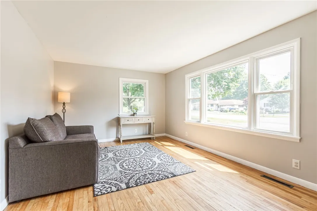 1907 Maple Avenue, Palmyra, New York 14522, Palmyra, New York 14522, 4 Bedrooms Bedrooms, 6 Rooms Rooms,1 BathroomBathrooms,Residential,For Sale,1907 Maple Avenue, Palmyra, New York 14522,R1614898
