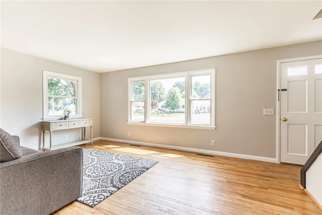 1907 Maple Avenue, Palmyra, New York 14522, Palmyra, New York 14522, 4 Bedrooms Bedrooms, 6 Rooms Rooms,1 BathroomBathrooms,Residential,For Sale,1907 Maple Avenue, Palmyra, New York 14522,R1614898