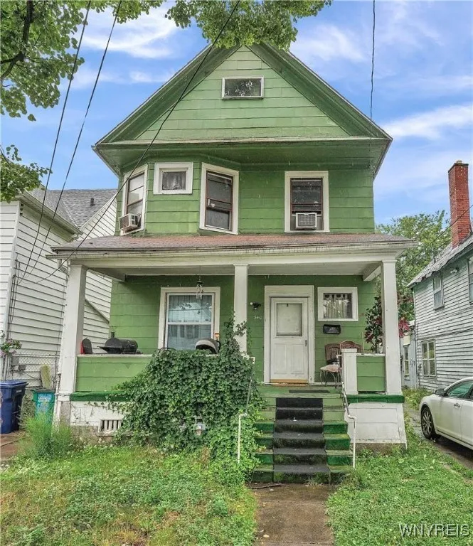 340 Gold Street, Buffalo, New York 14206, Buffalo, New York 14206, 5 Bedrooms Bedrooms, 9 Rooms Rooms,1 BathroomBathrooms,Residential,For Sale,340 Gold Street, Buffalo, New York 14206,B1622977
