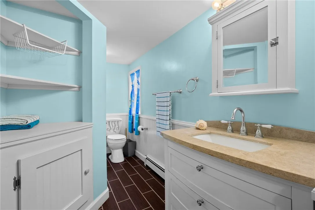 3545 Walworth Rd, Walworth, New York 14568, Walworth, New York 14568, 5 Bedrooms Bedrooms, 10 Rooms Rooms,2 BathroomsBathrooms,Residential,For Sale,3545 Walworth Rd, Walworth, New York 14568,R1622560