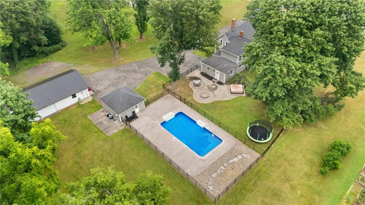 3545 Walworth Rd, Walworth, New York 14568, Walworth, New York 14568, 5 Bedrooms Bedrooms, 10 Rooms Rooms,2 BathroomsBathrooms,Residential,For Sale,3545 Walworth Rd, Walworth, New York 14568,R1622560