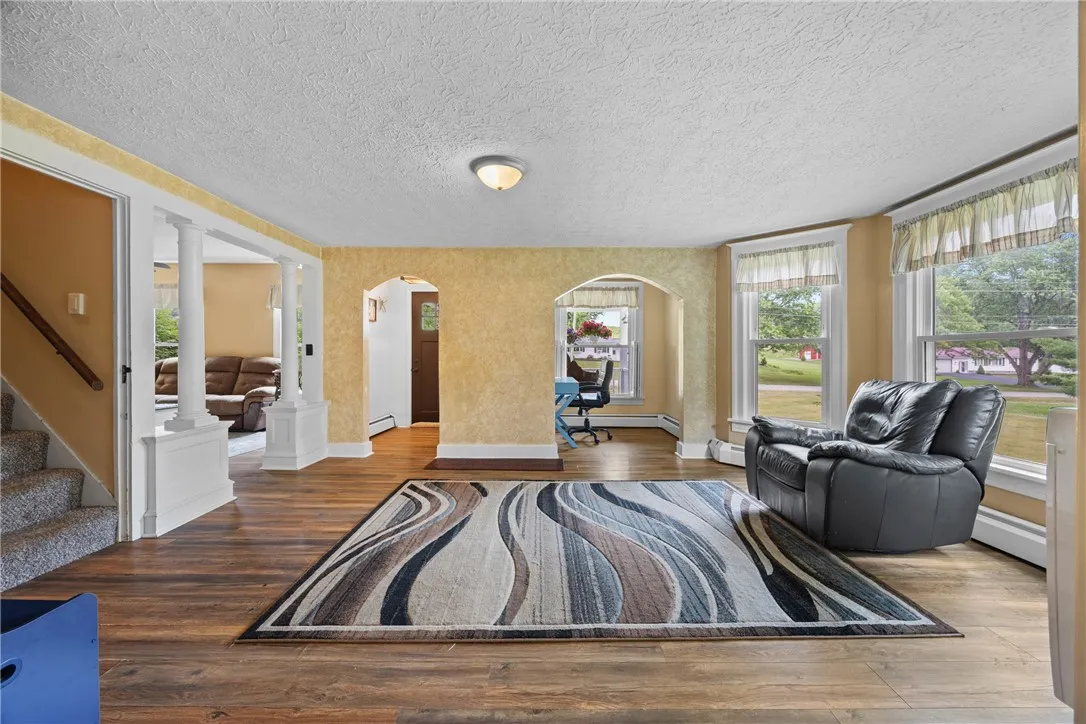 3545 Walworth Rd, Walworth, New York 14568, Walworth, New York 14568, 5 Bedrooms Bedrooms, 10 Rooms Rooms,2 BathroomsBathrooms,Residential,For Sale,3545 Walworth Rd, Walworth, New York 14568,R1622560