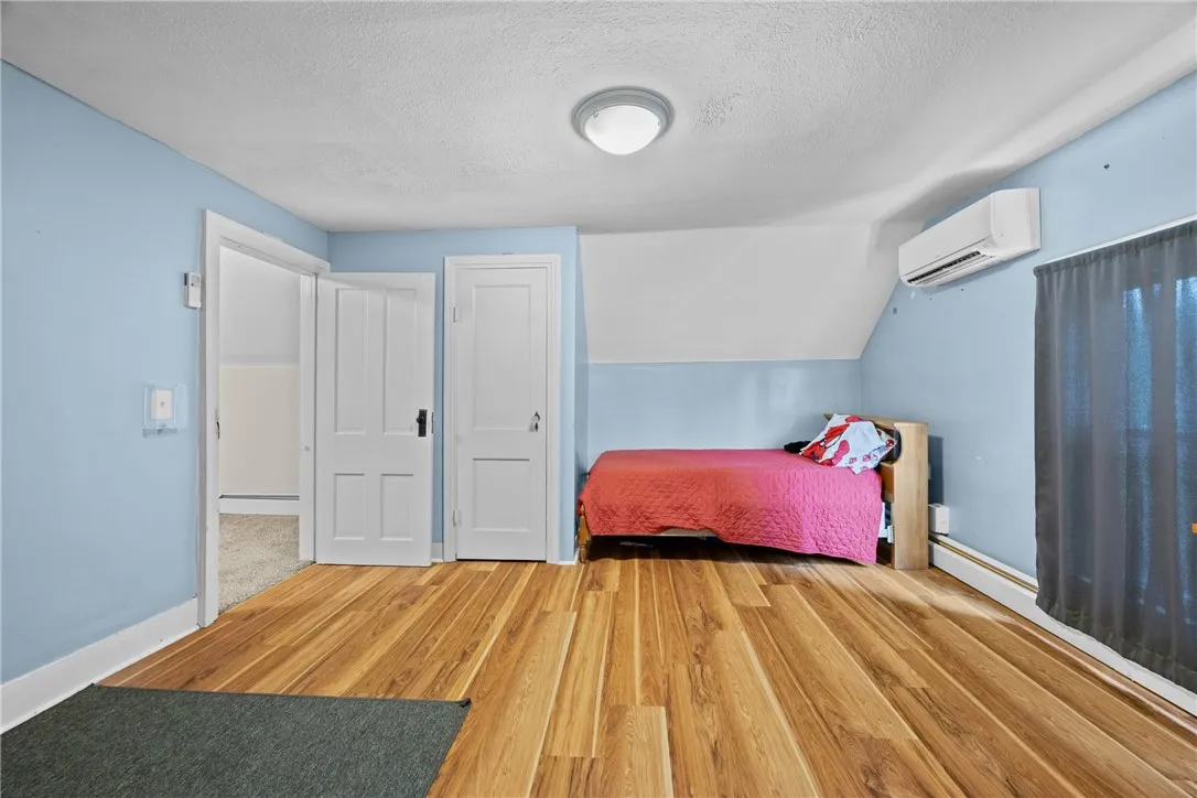 3545 Walworth Rd, Walworth, New York 14568, Walworth, New York 14568, 5 Bedrooms Bedrooms, 10 Rooms Rooms,2 BathroomsBathrooms,Residential,For Sale,3545 Walworth Rd, Walworth, New York 14568,R1622560