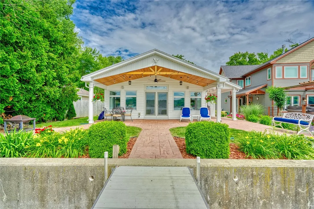 5050 East Lake Road, Livonia, New York 14487, Livonia, New York 14487, 3 Bedrooms Bedrooms, 6 Rooms Rooms,2 BathroomsBathrooms,Residential,For Sale,5050 East Lake Road, Livonia, New York 14487,R1622231