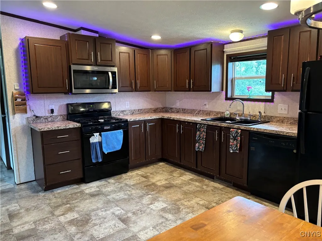 535 Lick Street, Groton, New York 13073, Groton, New York 13073, 3 Bedrooms Bedrooms, 6 Rooms Rooms,2 BathroomsBathrooms,Residential,For Sale,535 Lick Street, Groton, New York 13073,S1622828