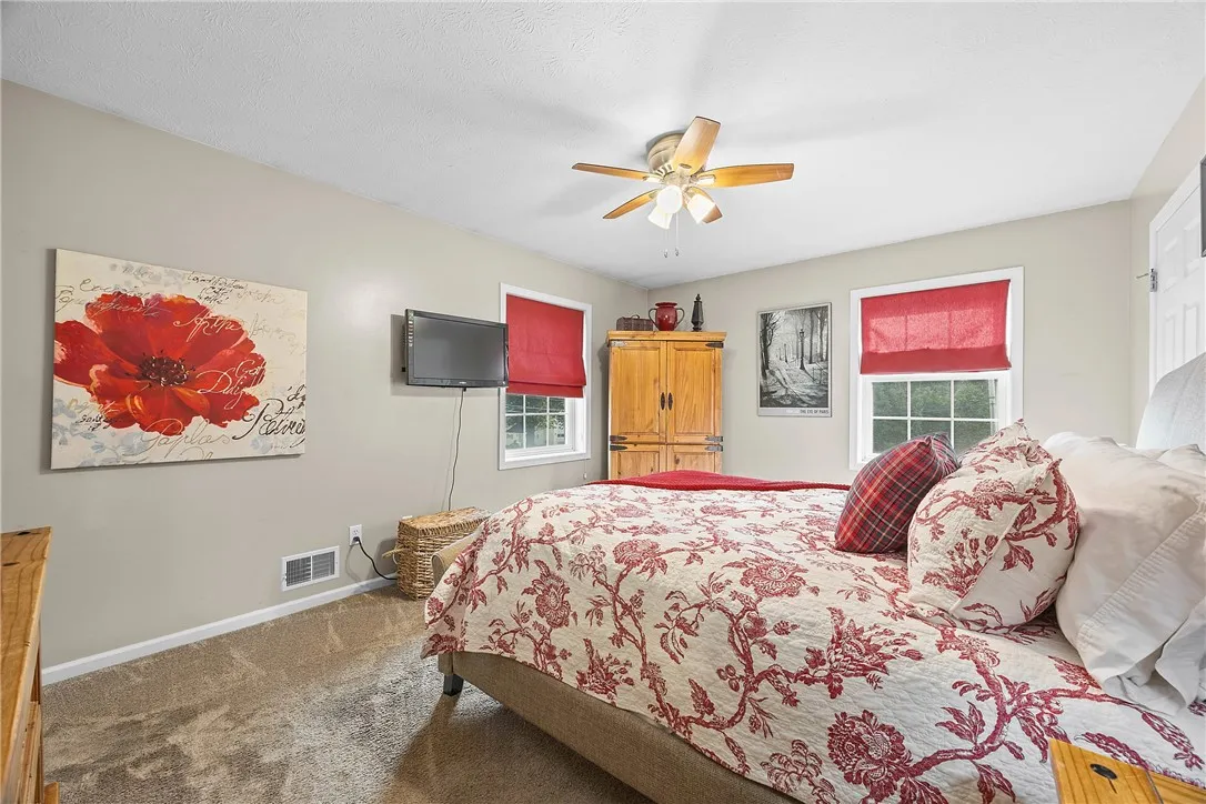 420 Howell Road, Perinton, New York 14450, Perinton, New York 14450, 3 Bedrooms Bedrooms, 5 Rooms Rooms,2 BathroomsBathrooms,Residential,Closed,420 Howell Road, Perinton, New York 14450,0,R1622764