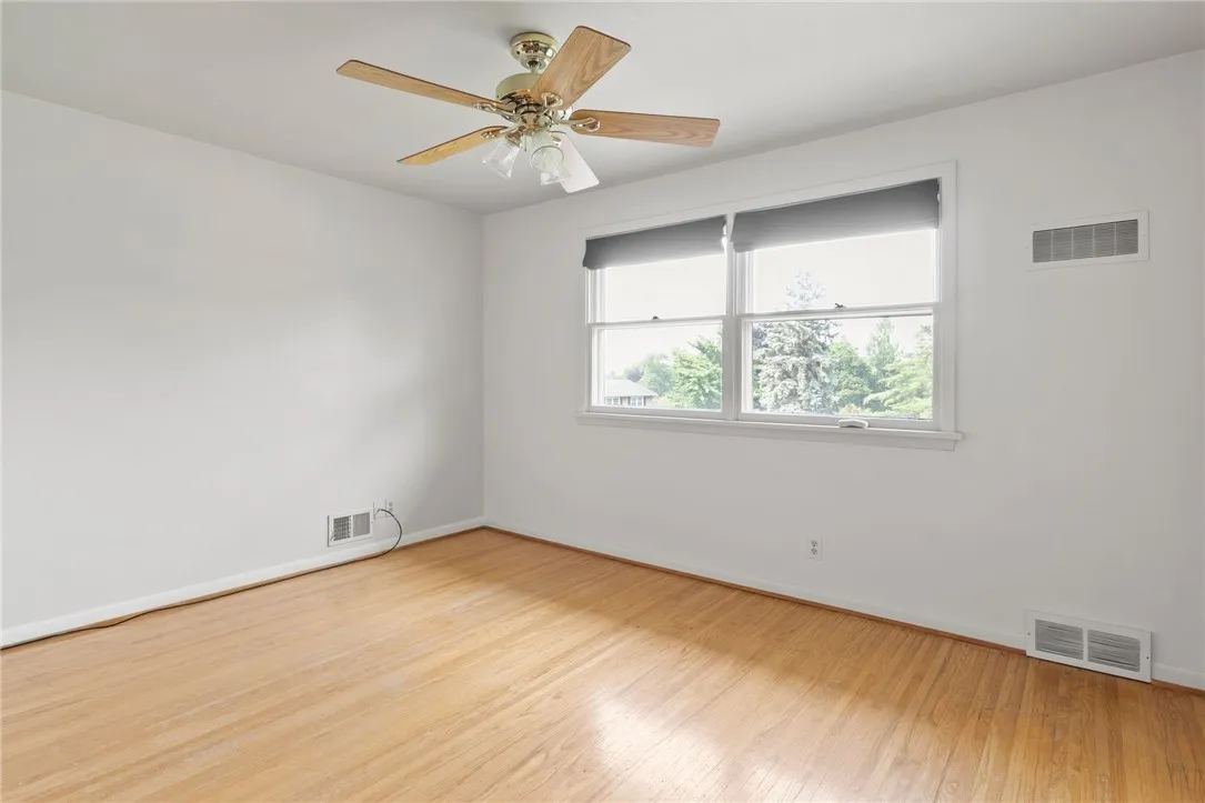 11 Stony Brook Lane, Perinton, New York 14450, Perinton, New York 14450, 4 Bedrooms Bedrooms, 9 Rooms Rooms,2 BathroomsBathrooms,Residential,Closed,11 Stony Brook Lane, Perinton, New York 14450,0,R1618638