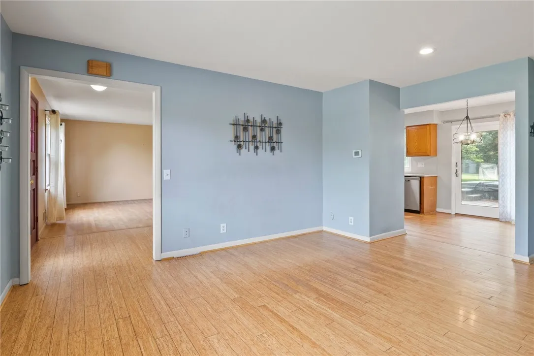 11 Stony Brook Lane, Perinton, New York 14450, Perinton, New York 14450, 4 Bedrooms Bedrooms, 9 Rooms Rooms,2 BathroomsBathrooms,Residential,Closed,11 Stony Brook Lane, Perinton, New York 14450,0,R1618638