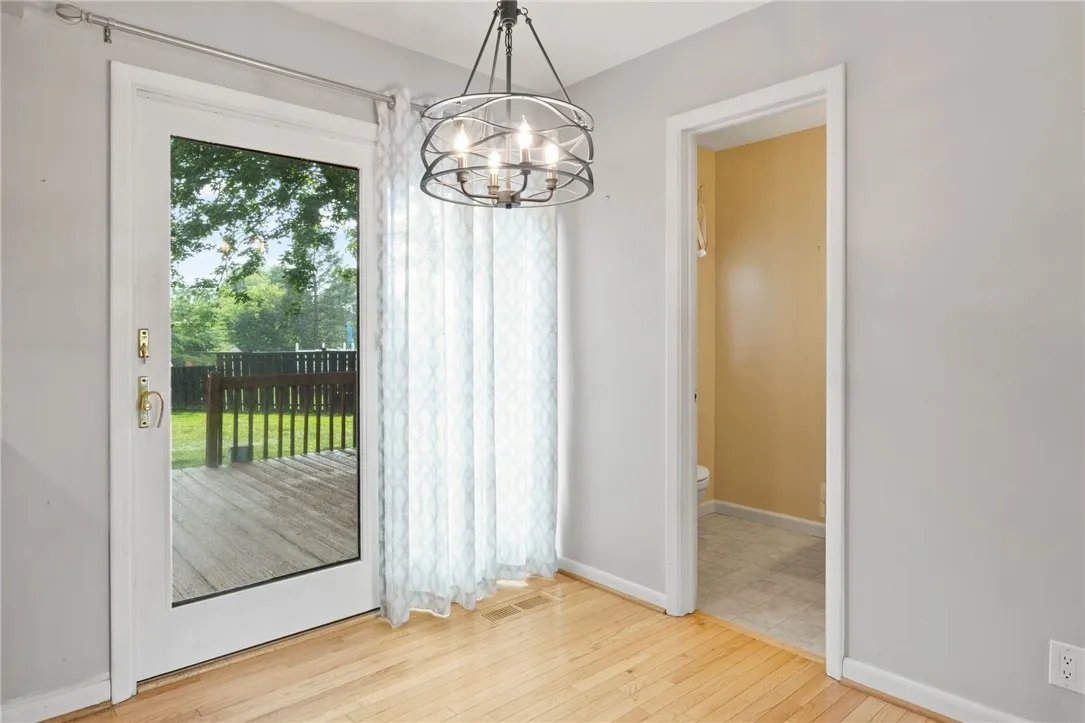 11 Stony Brook Lane, Perinton, New York 14450, Perinton, New York 14450, 4 Bedrooms Bedrooms, 9 Rooms Rooms,2 BathroomsBathrooms,Residential,Closed,11 Stony Brook Lane, Perinton, New York 14450,0,R1618638