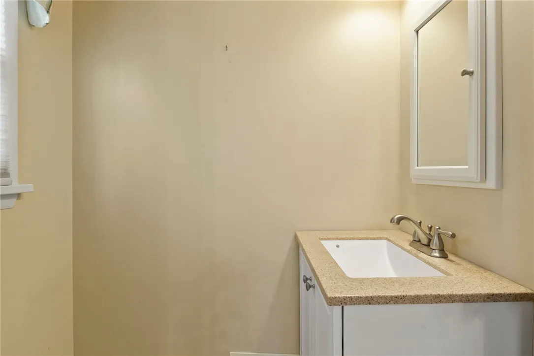 11 Stony Brook Lane, Perinton, New York 14450, Perinton, New York 14450, 4 Bedrooms Bedrooms, 9 Rooms Rooms,2 BathroomsBathrooms,Residential,Closed,11 Stony Brook Lane, Perinton, New York 14450,0,R1618638