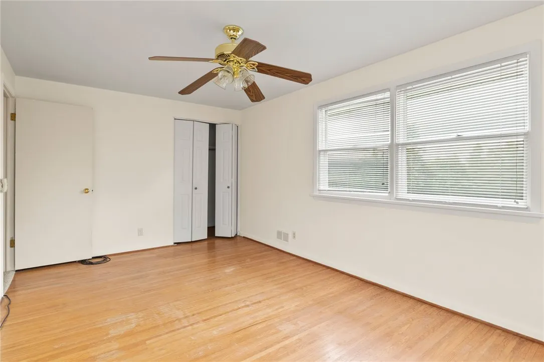 11 Stony Brook Lane, Perinton, New York 14450, Perinton, New York 14450, 4 Bedrooms Bedrooms, 9 Rooms Rooms,2 BathroomsBathrooms,Residential,Closed,11 Stony Brook Lane, Perinton, New York 14450,0,R1618638