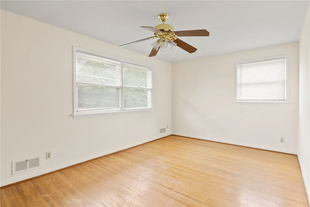 11 Stony Brook Lane, Perinton, New York 14450, Perinton, New York 14450, 4 Bedrooms Bedrooms, 9 Rooms Rooms,2 BathroomsBathrooms,Residential,Closed,11 Stony Brook Lane, Perinton, New York 14450,0,R1618638