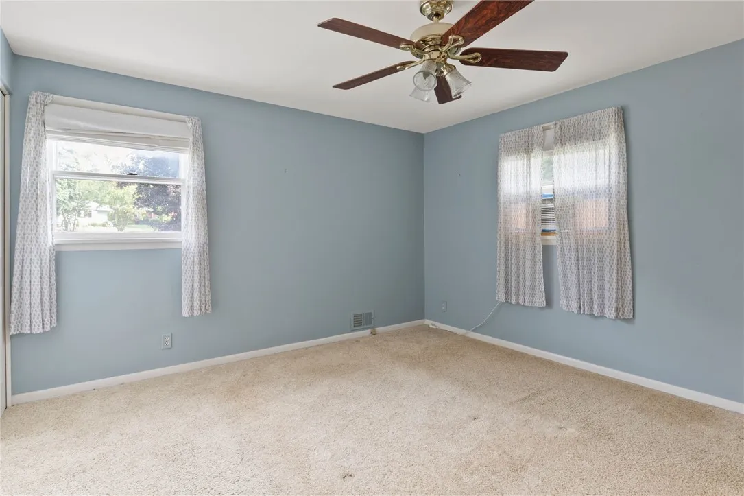 11 Stony Brook Lane, Perinton, New York 14450, Perinton, New York 14450, 4 Bedrooms Bedrooms, 9 Rooms Rooms,2 BathroomsBathrooms,Residential,Closed,11 Stony Brook Lane, Perinton, New York 14450,0,R1618638